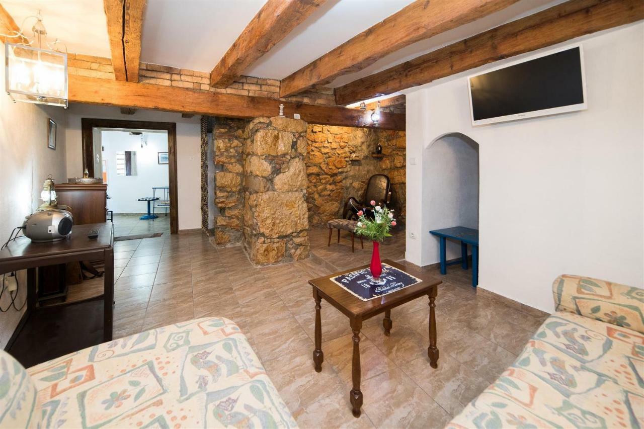 Apartmani More Криквеница Екстериор снимка